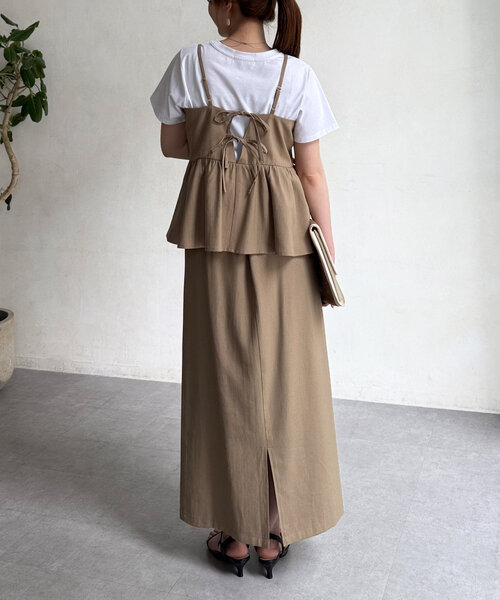 Chez toi（シェトワ）の「キャミペプラム×タイトスカート（ワンピース・レディース・アイボリー/チャコールグレー/ベージュ・FREE）」の3枚目の写真