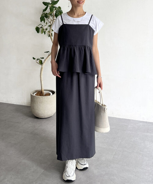 Chez toi（シェトワ）の「キャミペプラム×タイトスカート（ワンピース・レディース・アイボリー/チャコールグレー/ベージュ・FREE）」の11枚目の写真