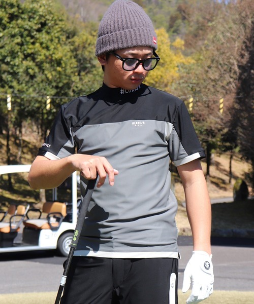 LUXE/R GOLF(ラグジュ ゴルフ)の「(RM)【LUXE/R GOLF】COOL & DRY ストレッチ スムース バイカラー モックネック Tシャツ(Tシャツ/カットソー・メンズ・ブラック×グレー・L/XL/M)」の1枚目の写真