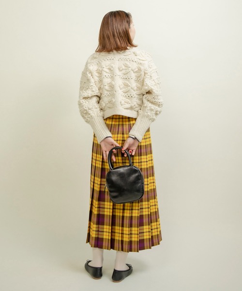 CHILD WOMAN（チャイルドウーマン）の「ネパールギルボックス もよう編みショートカーディガン（カーディガン/ボレロ・レディース・サックスブルー/レッド/アイボリー・FREE）」の22枚目の写真