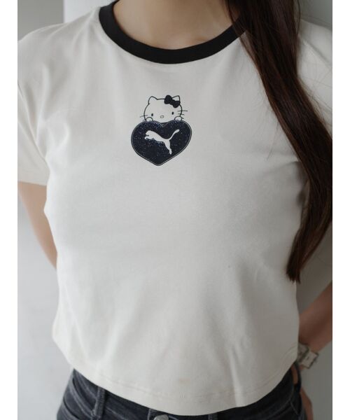PUMA(プーマ)の「【PUMA×HELLO KITTY】GRAPHIC BABE TEE(Tシャツ/カットソー・レディース・ブルー/ブラック/ベージュ・FREE)」の15枚目の写真