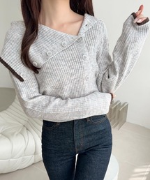 【mily bilet】ワザありカラーで華やかさをプラス◎アシンメトリーカラー見せ裾配色多ボタンニット