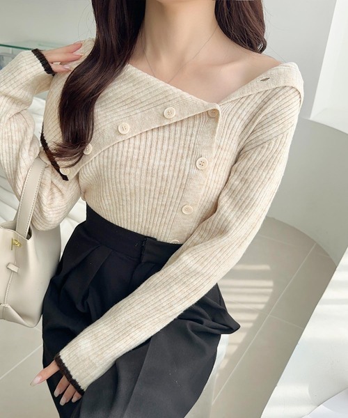 mily bilet(ミウィビレット)の「【mily bilet】ワザありカラーで華やかさをプラス◎アシンメトリーカラー見せ裾配色多ボタンニット(ニット/セーター・レディース・チャコールグレー/グレー/ベージュ・LARGE/MEDIUM/SMALL/X-LARGE)」の7枚目の写真
