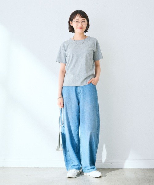 CROSS FUNCTION（クロスファンクション）の「《汗染み防止》裾スリットベーシックTシャツ 動画あり【CROSS FUNCTION/クロスファンクション】（Tシャツ/カットソー・レディース・モカ/ネイビー/オフホワイト/杢グレー/ブラック・M/LL/L）」の6枚目の写真