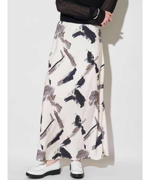 ELENDEEK（エレンディーク）の「オーレグリントナロースカート（スカート・レディース・ボルドー/ブラウン/アイボリー・01/02）」の4枚目の写真