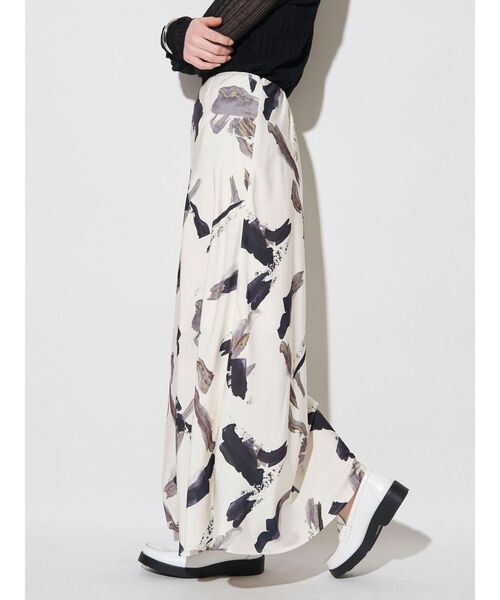 ELENDEEK（エレンディーク）の「オーレグリントナロースカート（スカート・レディース・ボルドー/ブラウン/アイボリー・01/02）」の9枚目の写真