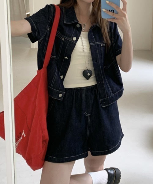 FAVORITO(ファヴォリート)の「デニムセットアップ(セットアップ・レディース・ダークブルー・M/L/XL)」の5枚目の写真