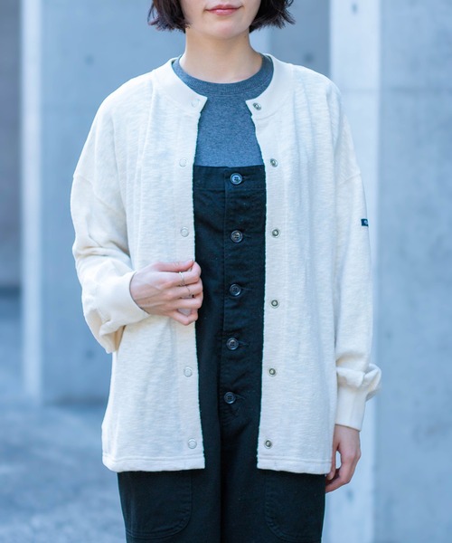 Tieasy（ティージー）の「[Tieasy] te002 ORIGINAL SNAP CARDIGAN / オリジナルスナップカーディガン（カーディガン/ボレロ・レディース・ナチュラル/コバルトブルー/ネイビー/レッド・1）」の2枚目の写真