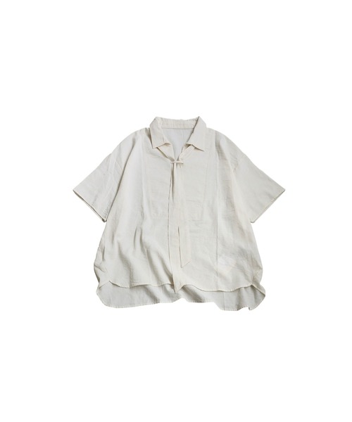 antiqua(アンティカ)の「スカーフ付きスキッパーシャツ(シャツ/ブラウス・レディース・ブラック/ホワイト・ONESIZE)」の15枚目の写真