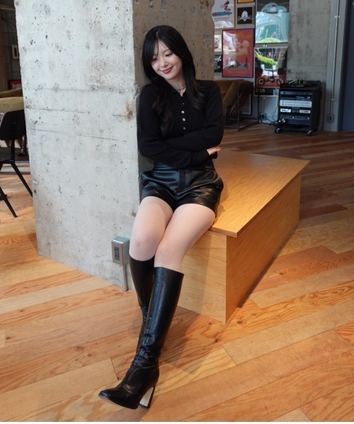 SENEE（セニー）の「button design polo knit（ボタンデザインポロニット）（ニット/セーター・レディース・ブラック/アイボリー・FREE）」の14枚目の写真