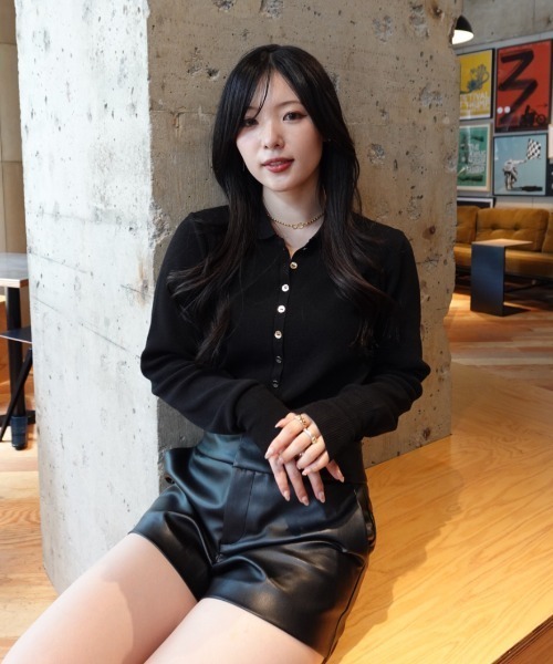 SENEE（セニー）の「button design polo knit（ボタンデザインポロニット）（ニット/セーター・レディース・ブラック/アイボリー・FREE）」の18枚目の写真