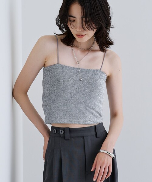 GALLEST(ギャレスト)の「【一部店舗限定】カップ付きラメキャミソール(タンクトップ・レディース・シルバー/ホワイト/ブラウン系その他/ブラック・38)」の2枚目の写真