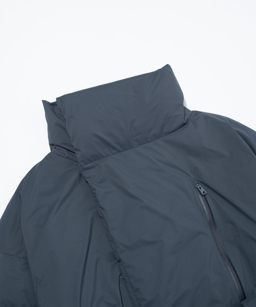 F/CE. (エフシーイー)の「F/CE. FT NEW STAND LONG COAT / エフシーイー エフライト ニュースタンドロングコート(ダウンジャケット/コート・レディース・ネイビー/ブラック/アイボリー・SMALL/MEDIUM)」の18枚目の写真