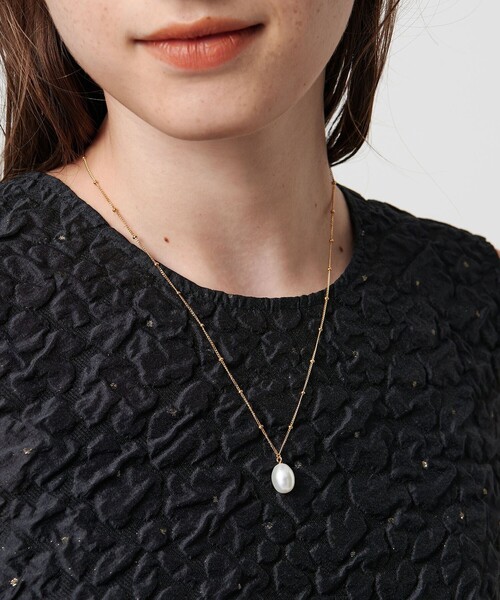 MARIHA（マリハ）の「＜MARIHA＞月の夢 パール トップ ネックレス（ネックレス・レディース・ゴールド・FREE）」の2枚目の写真