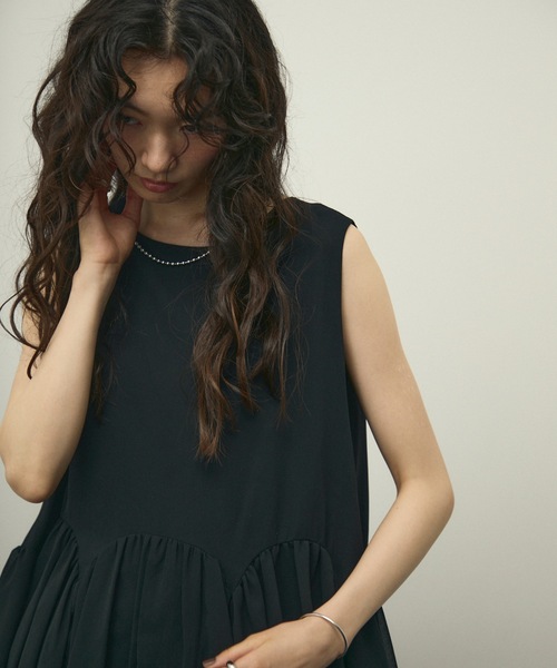 Lutim by u(ルチバイユー)の「Fleur Peplum Classic Top / フルールペプラムクラッシックトップス(Tシャツ/カットソー・レディース・ブラック/ピンク・FREE)」の9枚目の写真