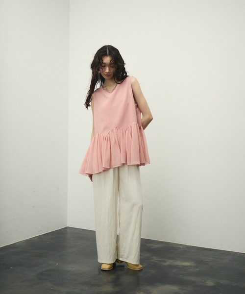 Lutim by u(ルチバイユー)の「Fleur Peplum Classic Top / フルールペプラムクラッシックトップス(Tシャツ/カットソー・レディース・ブラック/ピンク・FREE)」の11枚目の写真