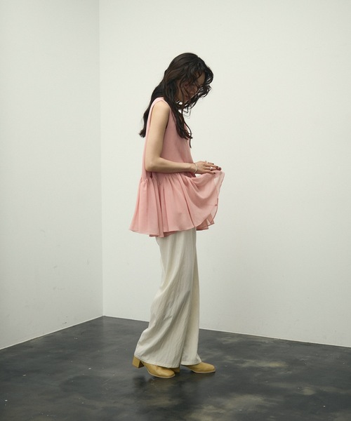 Lutim by u(ルチバイユー)の「Fleur Peplum Classic Top / フルールペプラムクラッシックトップス(Tシャツ/カットソー・レディース・ブラック/ピンク・FREE)」の12枚目の写真