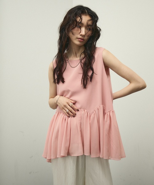 Lutim by u(ルチバイユー)の「Fleur Peplum Classic Top / フルールペプラムクラッシックトップス(Tシャツ/カットソー・レディース・ブラック/ピンク・FREE)」の14枚目の写真