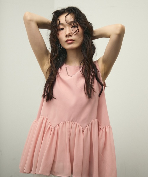 Lutim by u(ルチバイユー)の「Fleur Peplum Classic Top / フルールペプラムクラッシックトップス(Tシャツ/カットソー・レディース・ブラック/ピンク・FREE)」の20枚目の写真