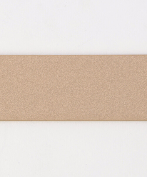 COMME CA ISM（コムサイズム）の「フェイクレザー スクエアバックルベルト（3.0cm幅）（ベルト・レディース・ブラック/ベージュ・FREE）」の5枚目の写真