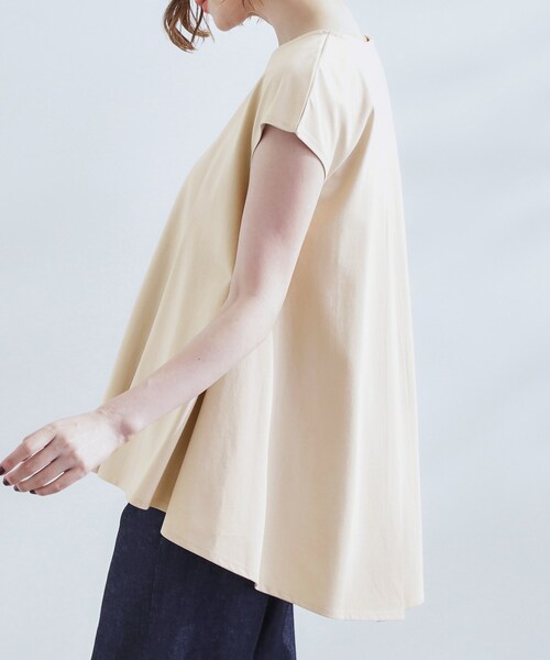 grove(グローブ)の「すっきり見え ペプラムフレンチスリーブカットソー(Tシャツ/カットソー・レディース・オリーブ/ブラック/ナチュラル・05/04/03/02/01)」の6枚目の写真