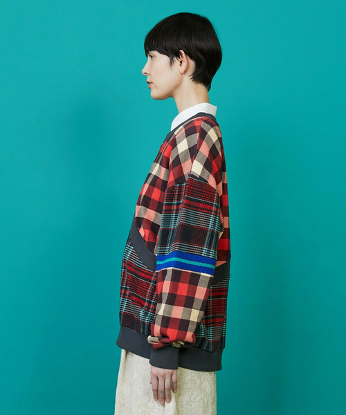 FRAPBOIS（フラボア）の「チェットレーナー（スウェット・レディース・ブルー系その他/レッド系その他・1/2）」の3枚目の写真