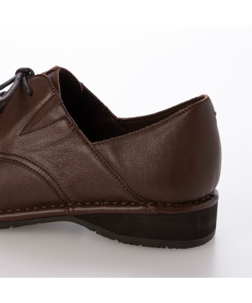 ing（イング）の「【WEB限定】センターシームレースアップシューズ（スニーカー・レディース・ブラック/カーキ/ダークブラウン・23cm/22.5cm/24.5cm/24cm/23.5cm）」の13枚目の写真