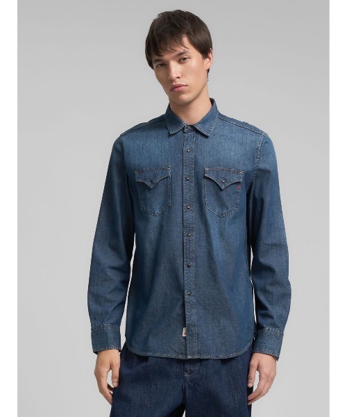 REPLAY(リプレイ)の「6.5OZ ダメージ加工デニムウエスタンシャツ(シャツ/ブラウス・メンズ・ダークブルー・X-LARGE/LARGE/MEDIUM/SMALL)」の1枚目の写真