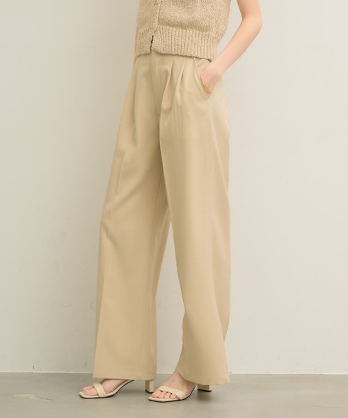 NEUNA(ヌナ)の「大人気のパンツがバージョンアップして登場!2タックパンツ(スラックス・レディース・チャコールグレー/アイボリー/ブラック・SMALL/MEDIUM/LARGE)」の10枚目の写真