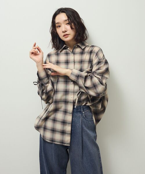 ELENCARE DUE（エレンカーレデュエ）の「・ELENCARE DUE チェックギャザーシャツ（シャツ/ブラウス・レディース・ネイビー/アイボリー/ブラック・FREE）」の19枚目の写真