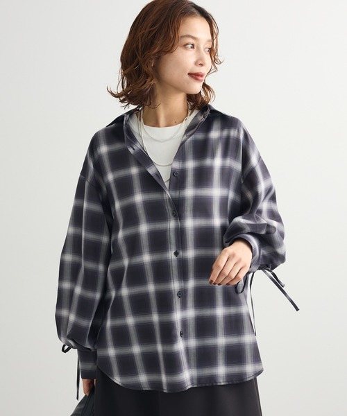 ELENCARE DUE（エレンカーレデュエ）の「・ELENCARE DUE チェックギャザーシャツ（シャツ/ブラウス・レディース・ネイビー/アイボリー/ブラック・FREE）」の2枚目の写真