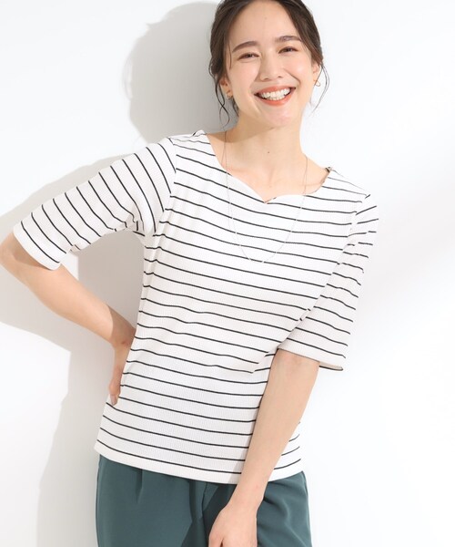 DRESKIP（ドレスキップ）の「【S-LL】女性らしさ漂うハートネック テレコ5分袖トップス（Tシャツ/カットソー・レディース・ブラック/ブルーグリーン/オフホワイト/ホワイト系5・01/02/03/04）」の2枚目の写真