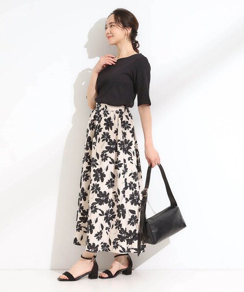 DRESKIP（ドレスキップ）の「【S-LL】女性らしさ漂うハートネック テレコ5分袖トップス（Tシャツ/カットソー・レディース・ブラック/ブルーグリーン/オフホワイト/ホワイト系5・01/02/03/04）」の16枚目の写真