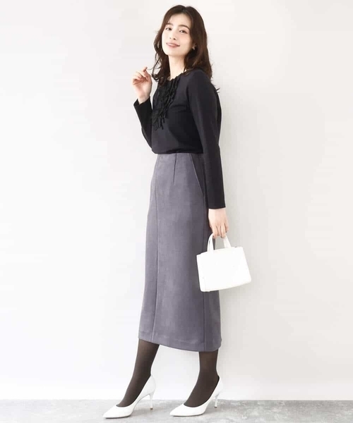 OFUON le MK(オフオンルエムケー)の「【2025AW】ミニフリルディティールコットンカットソー/洗える/WEB限定サイズあり(Tシャツ/カットソー・レディース・ホワイト/ブルー系その他・36/38)」の15枚目の写真