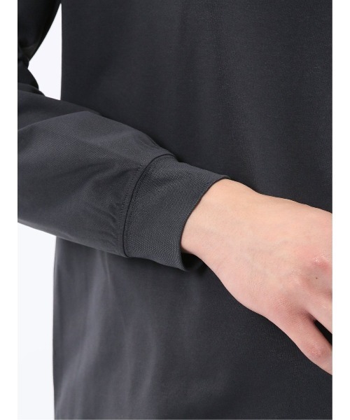 m.f.editorial（エムエフエディトリアル）の「【ストレッチ 高通気 撥水】KAITEKI+ マジ軽ウォーム クルーネック長袖Tシャツ（Tシャツ/カットソー・メンズ・グレー系その他2/ネイビー/ホワイト/ブラック・LARGE/MEDIUM）」の6枚目の写真