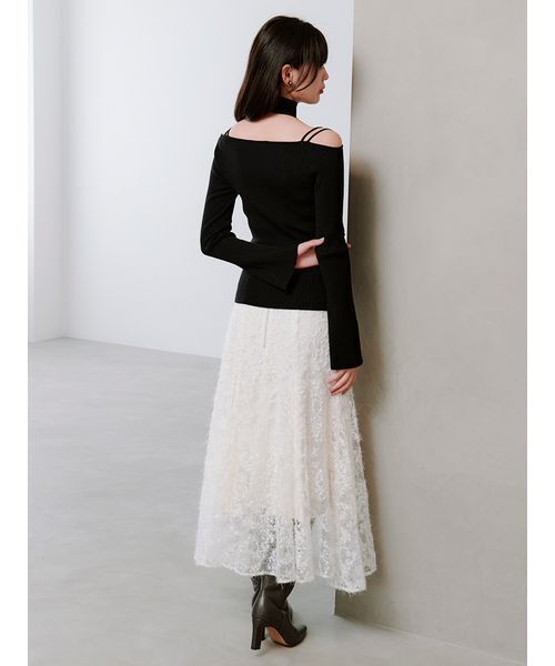 SNIDEL（スナイデル）の「タイ付きニットプルオーバー（ニット/セーター・レディース・アイボリー/ブラック/ライトブルー/ブラウン・F）」の20枚目の写真