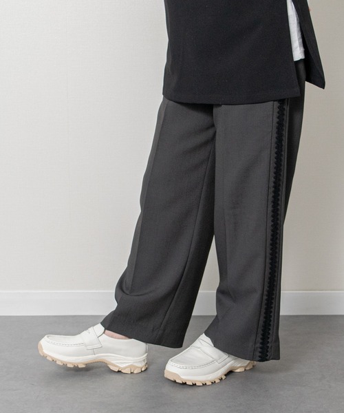 VINCULUM(ウィンクルム)の「【VINCULUM】<防滑・本革>スニーカーローファー(755119)(スニーカー・レディース・ブラック系その他/ブラック/アイボリー・39/38/36/37)」の9枚目の写真
