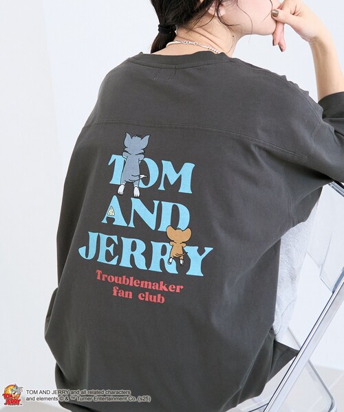 Tom&Jerry(トムアンドジェリー)の「【TOM and JERRY (トムとジェリー)/ 別注】 プリントフットボールTシャツ(Tシャツ/カットソー・レディース・ナチュラル/オレンジ系その他/ライトグレー/ダークグレー・M/L)」の3枚目の写真