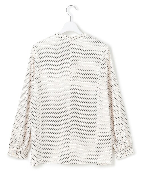 23区(ニジュウサンク)の「【洗える】グラデーションドットプリント ブラウス(シャツ/ブラウス・レディース・ネイビー系5/ホワイト系5・38/40)」の9枚目の写真