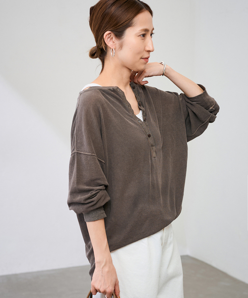 FRAMeWORK（フレームワーク）の「≪追加≫サーフニットヘンリーTee2（Tシャツ/カットソー・レディース・チャコールグレー/ホワイト/ブラウン・FREE）」の10枚目の写真