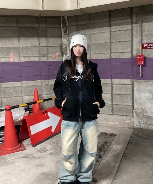 Midnight Move（ミッドナイトムーブ）の「A'GEM/9 × .kom 『MIDNIGHT MOVE/ミッドナイトムーブ』89フードZIP UP/ナンバリングデザイン フードジップアップパーカー（パーカー・レディース・ブラック/グレー・FREE）」の21枚目の写真