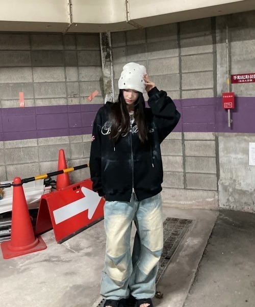 Midnight Move（ミッドナイトムーブ）の「A'GEM/9 × .kom 『MIDNIGHT MOVE/ミッドナイトムーブ』89フードZIP UP/ナンバリングデザイン フードジップアップパーカー（パーカー・レディース・ブラック/グレー・FREE）」の19枚目の写真