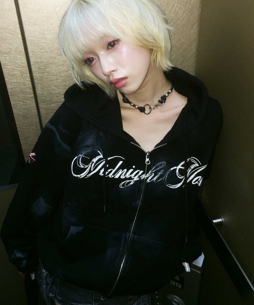 Midnight move ヘアーフードジップアップファーパーカーニンニン着用