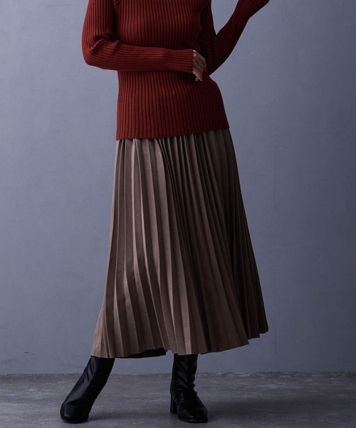 NICOLE white（ニコルホワイト）の「スエード調プリーツスカート（スカート・レディース・アイボリー/スミクロ/ベージュ・FREE）」の15枚目の写真