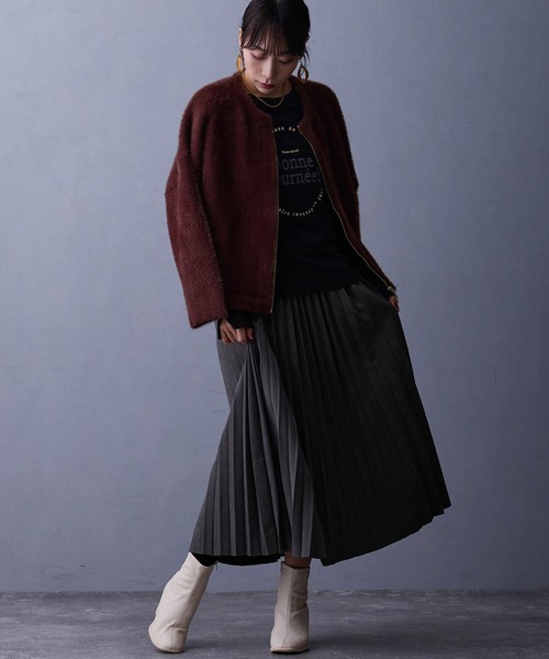 NICOLE white（ニコルホワイト）の「スエード調プリーツスカート（スカート・レディース・アイボリー/スミクロ/ベージュ・FREE）」の18枚目の写真