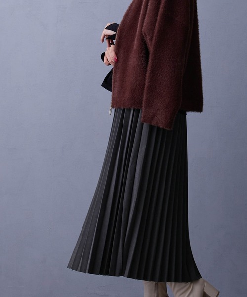 NICOLE white（ニコルホワイト）の「スエード調プリーツスカート（スカート・レディース・アイボリー/スミクロ/ベージュ・FREE）」の17枚目の写真