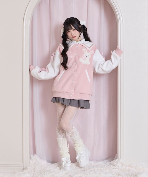 Honey Cinnamon（ハニーシナモン）の「袖リボンハニーちゃんアップリケ