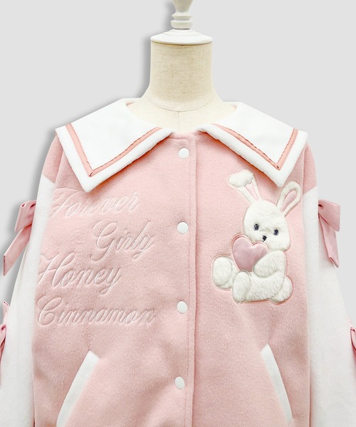 Honey Cinnamon(ハニーシナモン)の「袖リボンハニーちゃんアップリケスタジャン(スタジャン・レディース・ブラック/ピンク・FREE)」の14枚目の写真
