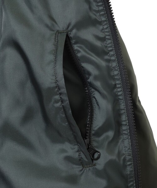 B:MING by BEAMS(ビーミングバイビームス)の「フーデッド アライド ダウン ジャケット<ユニセックス>(ダウンジャケット/コート・メンズ・オリーブ/ブラック・XL/M/S/L)」の18枚目の写真