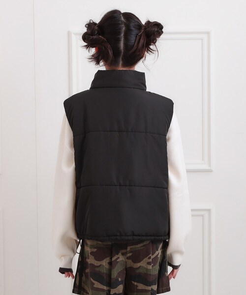 PINK-latte（ピンクラテ）の「中綿リボンベスト（その他アウター・キッズ・ブラック・13/14/15 /16）」の8枚目の写真